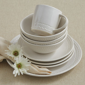 Peyton White Dinnerware Collection