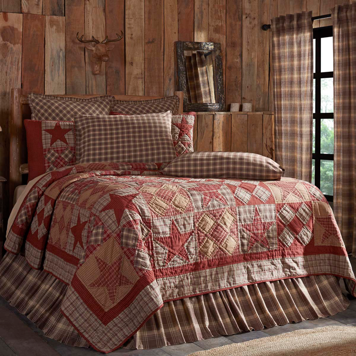 Dawson Star Quilt (Choose Size)